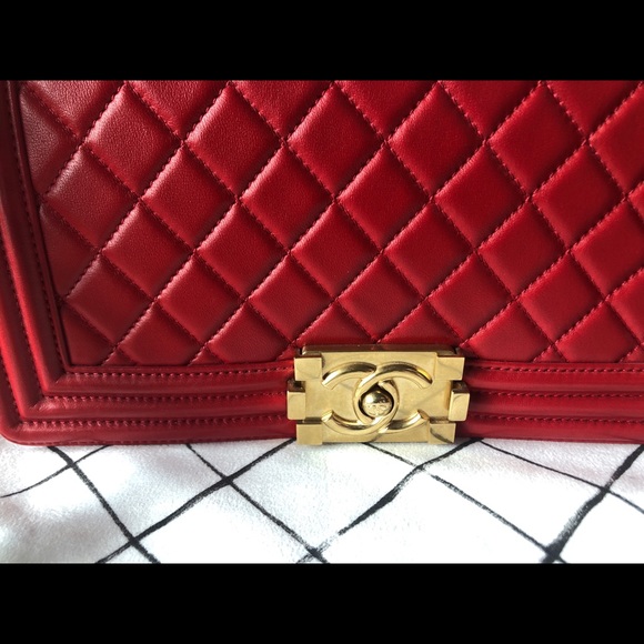 SOLD-Chanel boy bag old medium - Picture 8 of 14